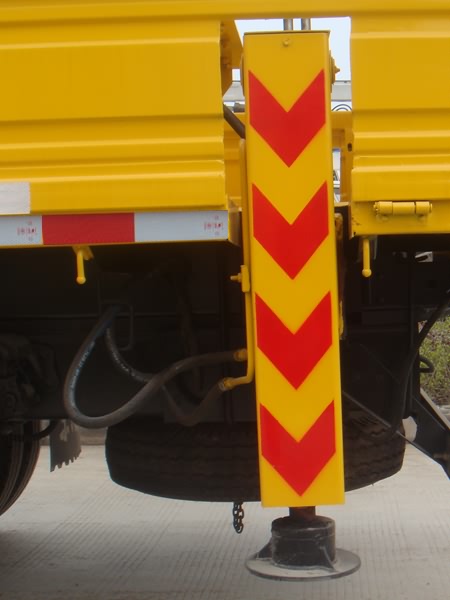 东风10米液压升降高空作业车