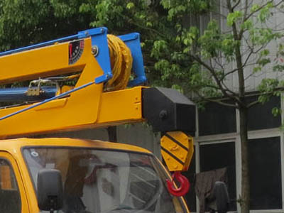 东风双排12米高空作业车