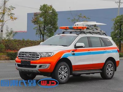 撼路者指挥车