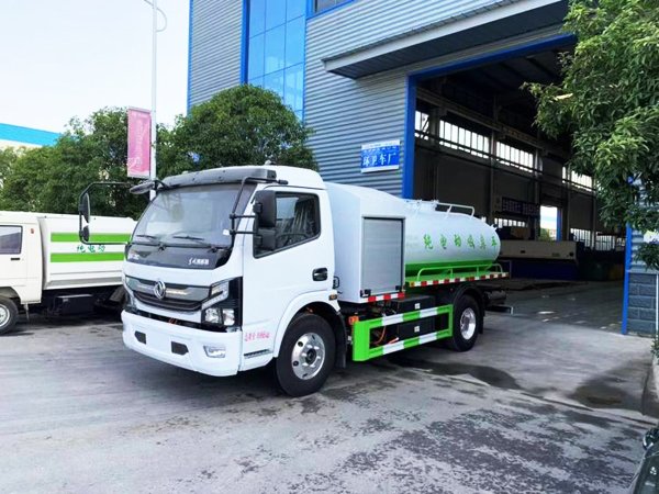 5方东风纯电动吸粪车
