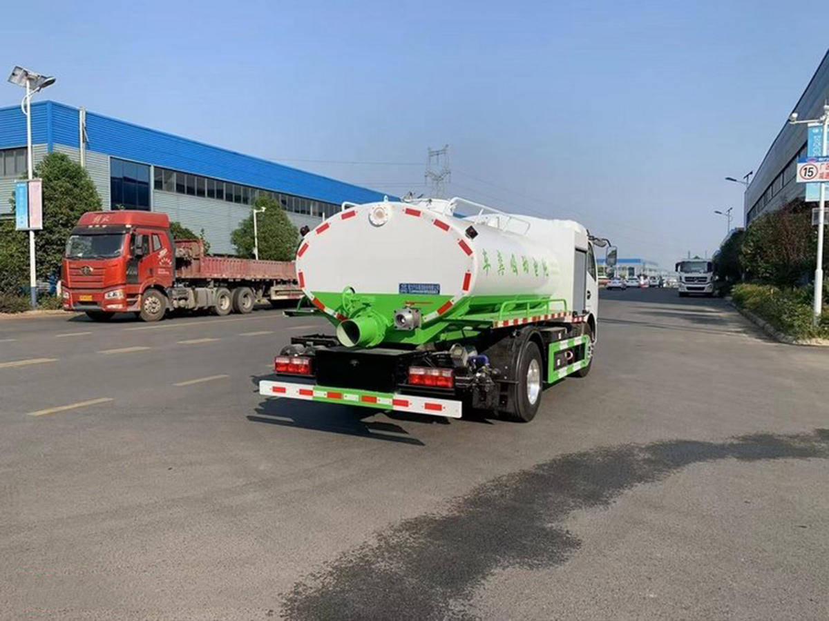 东风5方纯电动吸粪车