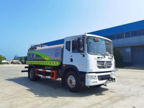 CL5181GSSD6 型东风D9绿化喷洒车