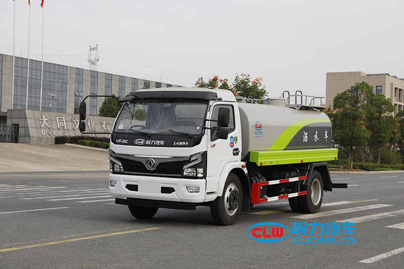 国六大福瑞卡 9.2吨 洒水车
